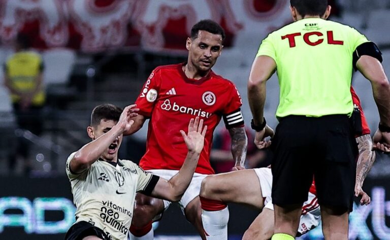 Internacional x Corinthians - Campeonato Brasileiro - 19/6/2024 - Bolavip Brasil