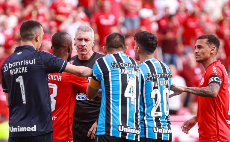 Grêmio x Internacional - Campeonato Brasileiro - 22/06/2024 - Bolavip Brasil