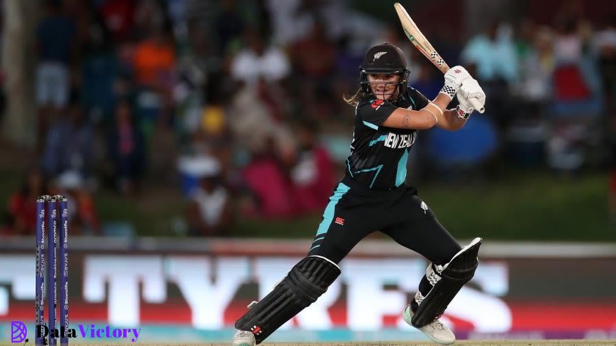 Amelia Kerr used the crease well against spin, New Zealand vs Sri Lanka, Women's T20 World Cup, Paarl, February 19, 2023