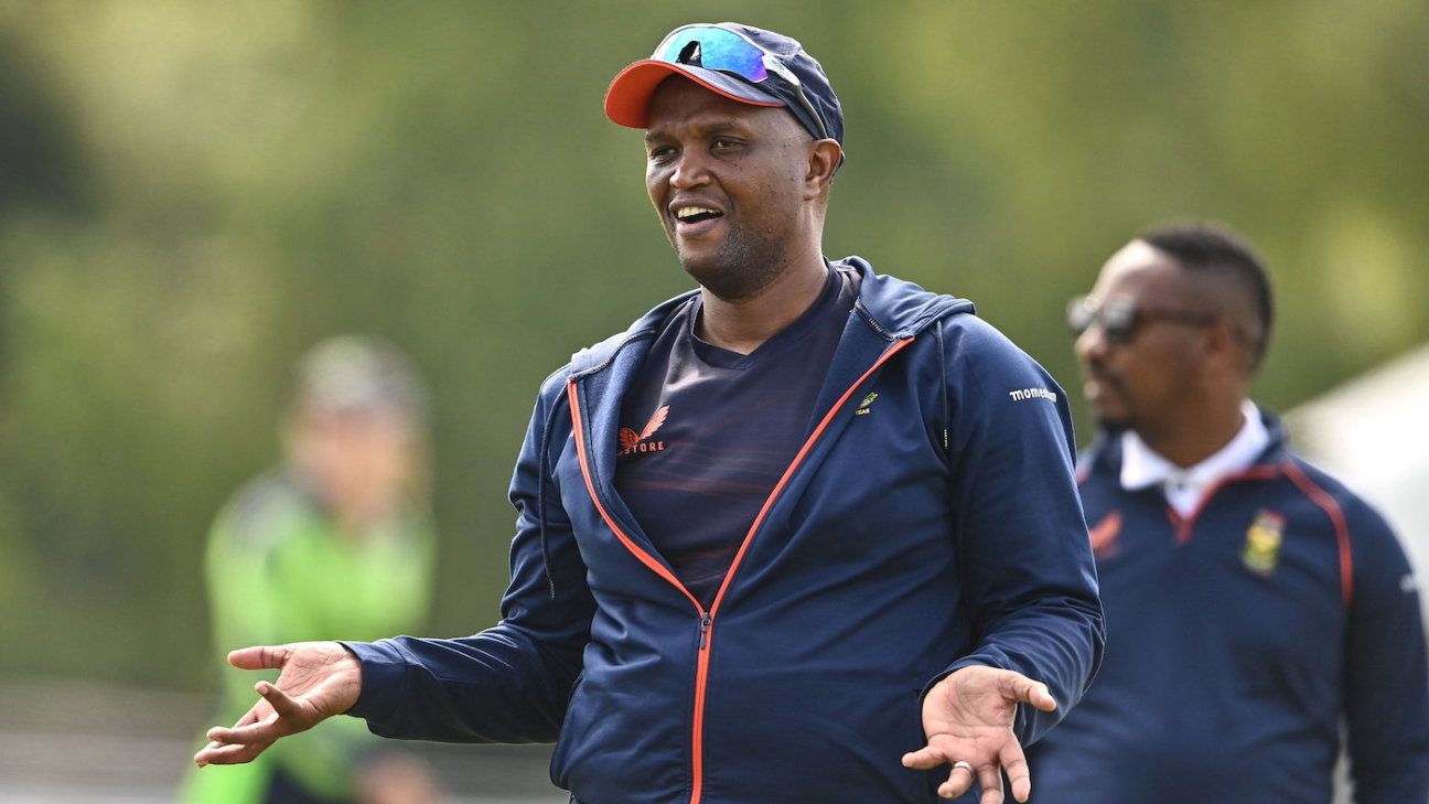 Hilton Moreeng named mind coach of USA mature and U- 19 children's...