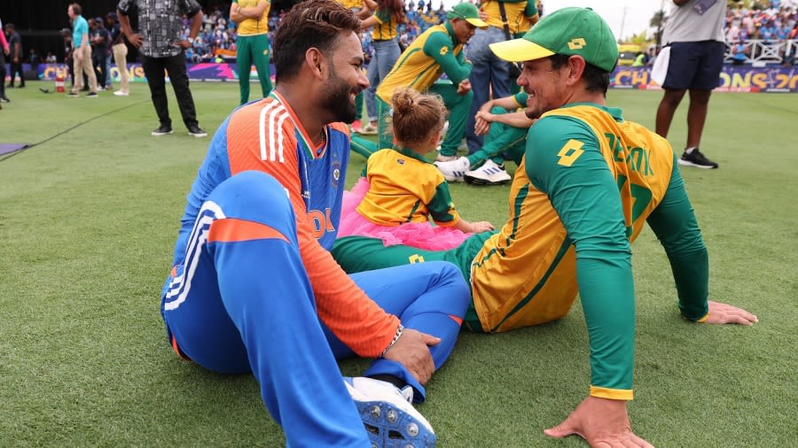 Quinton de Kock and Rishabh Pant have a chat after the game, India vs South Africa, T20 World Cup final, Bridgetown, Barbados, June 29, 2024