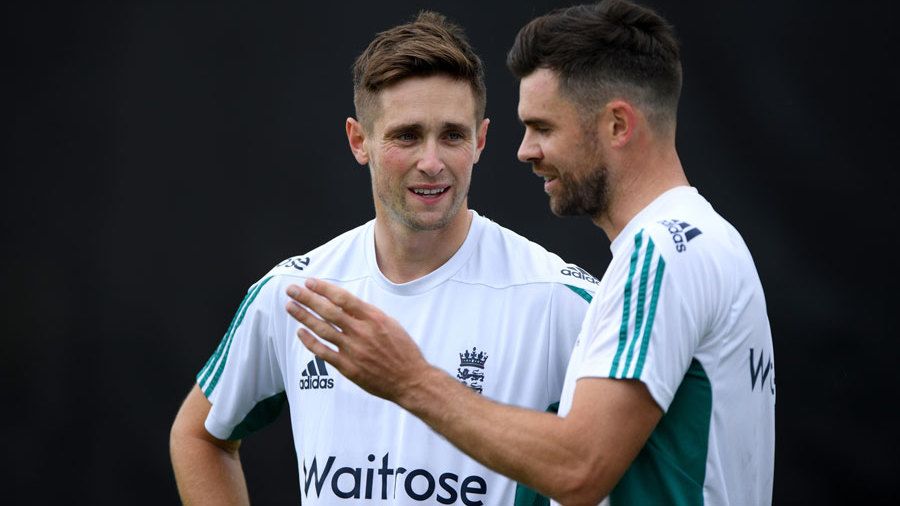 Chris Woakes gets some advice from James Anderson, Edgbaston, August 1, 2016