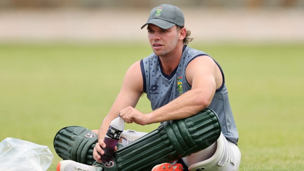 ' Big, powerful, strapping' Stubbs to become South Africa's fresh Test No....