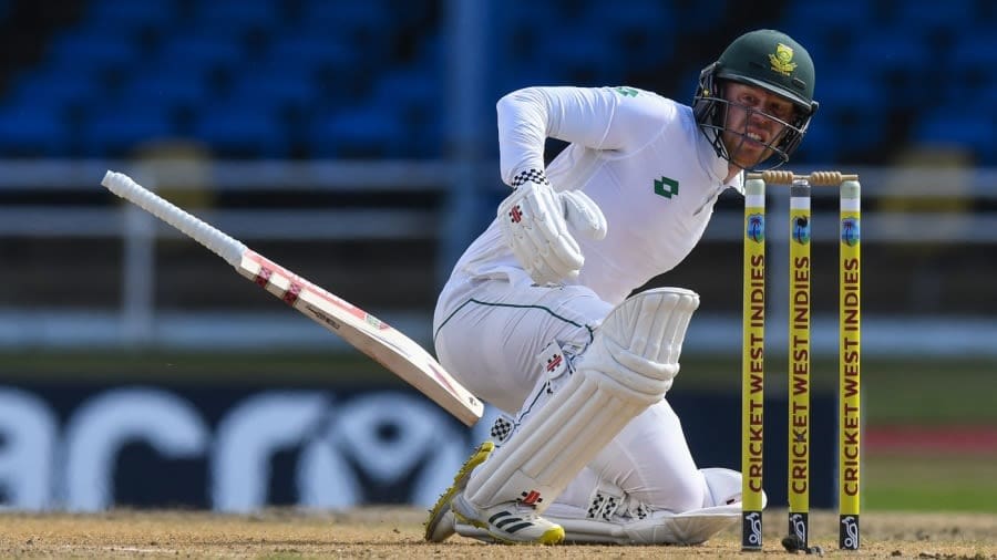 Kyle Verreynne deals with a beamer, West Indies vs South Africa, 1st Test, Port-of-Spain, day 2, August 8, 2024