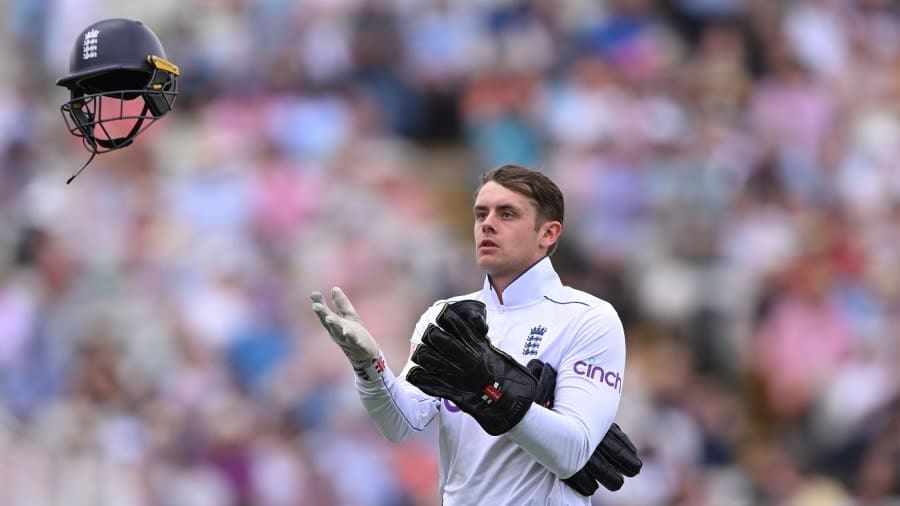 Jamie Smith prepares to catch the helmet, England vs West Indies, 3rd Test, Edgbaston, Birmingham, 1st day, July 26, 2024