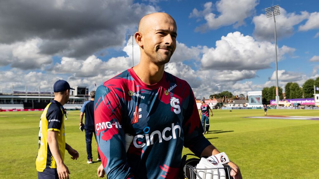 Ashton Agar again at Northamptonshire for Blast quarter-finals