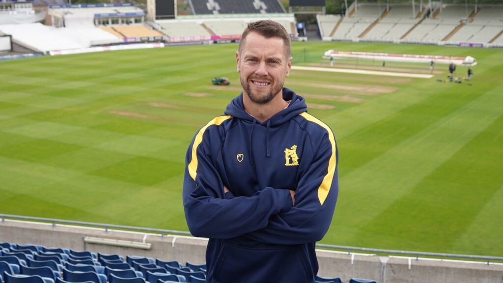 Ali Maiden named Bears girls head coach, set to leave Yorkshire's people