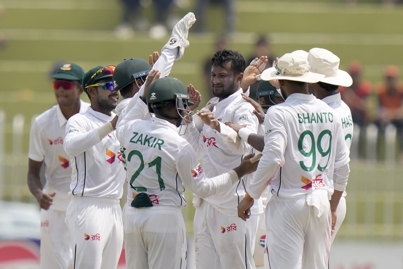 Shakib Al Hasan's double-strike triggered a collapse for Pakistan, Pakistan vs Bangladesh, 1st Test, Rawalpindi, 5th day, August 25, 2024