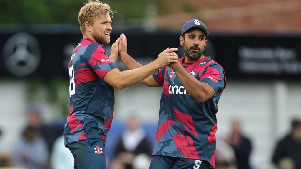 Cayman T10 wound guidelines Bopara out of Northants ' Blast quarter-final