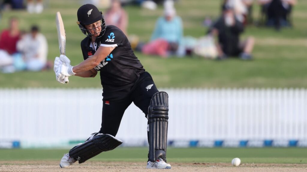 Divine to move over as New Zealand T20I captain after World Cup