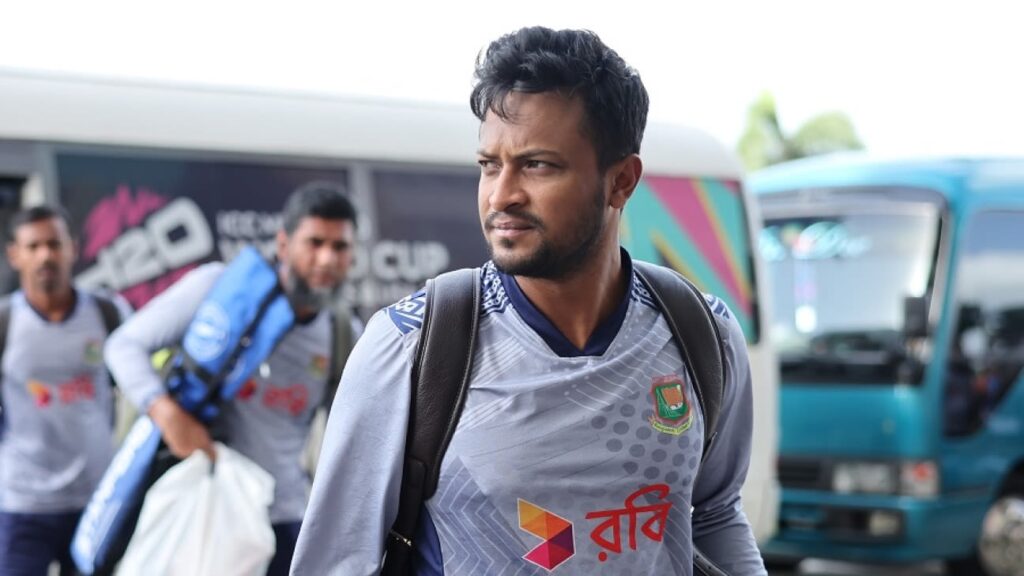 Surrey confirm Shakib Al Hasan move for Somerset clamp