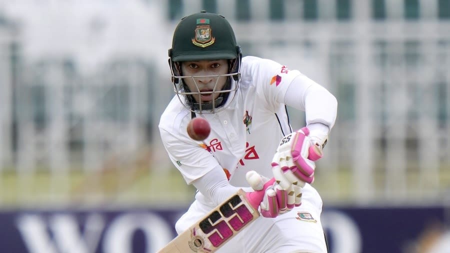 Mushfiqur Rahim follows the ball off his bat, Pakistan vs Bangladesh, 2nd Test, Rawalpindi, 5th day, September 3, 2024