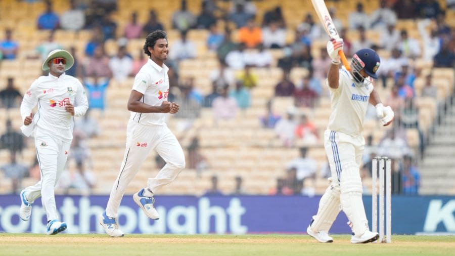 Hasan Mahmud bagged a fourth as Rishabh Pant chased a wide ball, India vs Bangladesh, 1st Test, Chennai, September 19, 2024