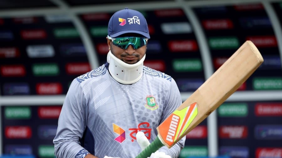 Shakib Al Hasan walks out to warm up with a neck brace on, Bangladesh vs Netherlands, T20 World Cup 2024, Kingstown, June 13, 2024