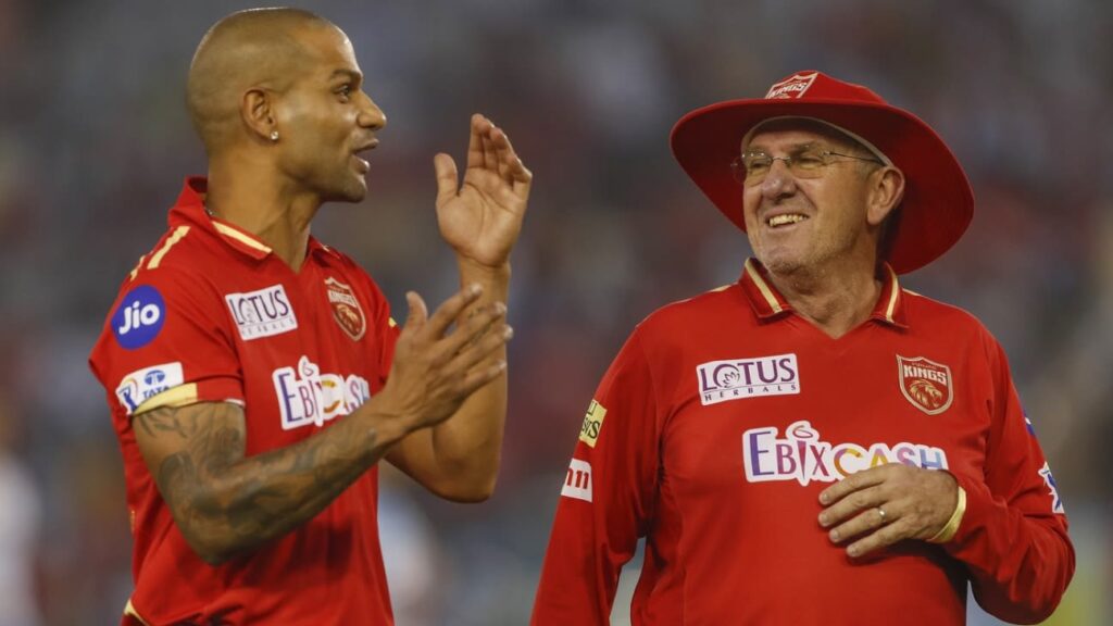 Bayliss and Bangar, the PUNJAB Kings, parted way.