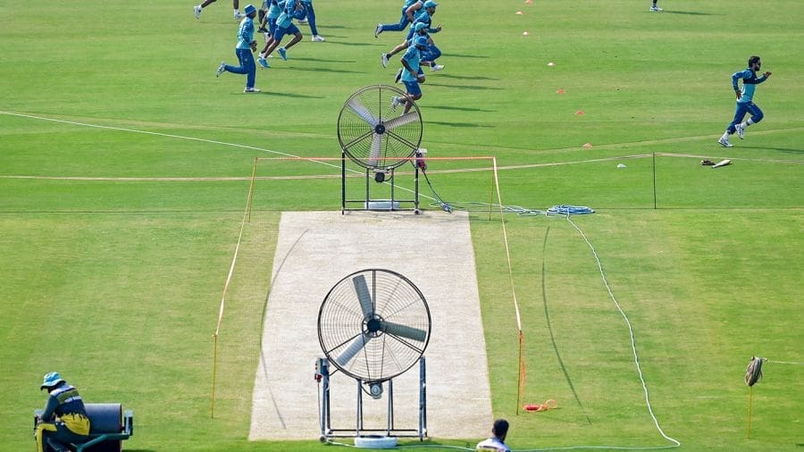 Industrial fans have been used to dry the Pindi pitch, Pakistan vs England, 3rd Test, Rawalpindi, October 21, 2024