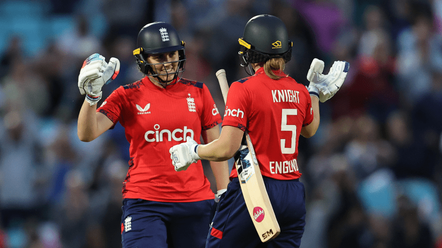 Nat Sciver-Brunt and Heather Knight celebrate the moment of victory, 4th Women's Vitality T20I, England vs New Zealand, The Kia Oval, July 13, 2024