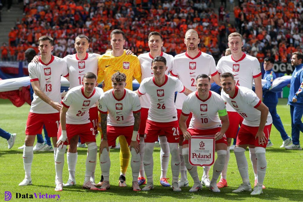 Team of Poland pose for a group photo during the UEFA EURO 2024 Final match between Poland and Netherlands at Volksparkstadion. Final score: Poland 1:2 Netherlands. (