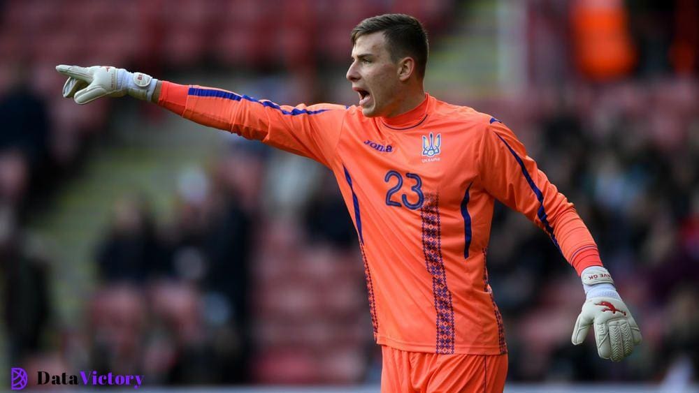 Real Madrid goalkeeper Andriy Lunin