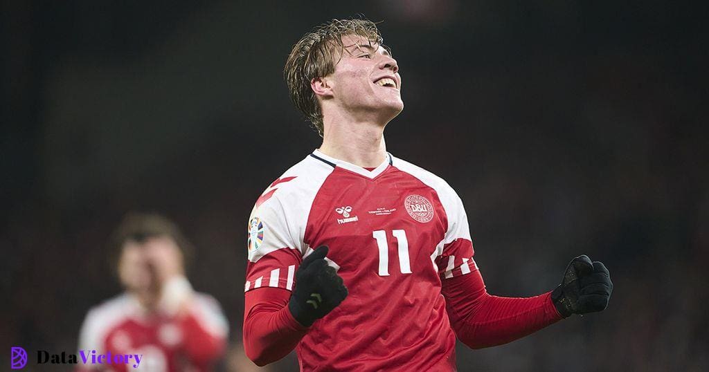 Rasmus Hojlund of Denmark celebrates after scoring their third goal during the UEFA EURO 2024 qualifier match between Denmark and Finland at Parken on March 23, 2023 in Copenhagen, Denmark.