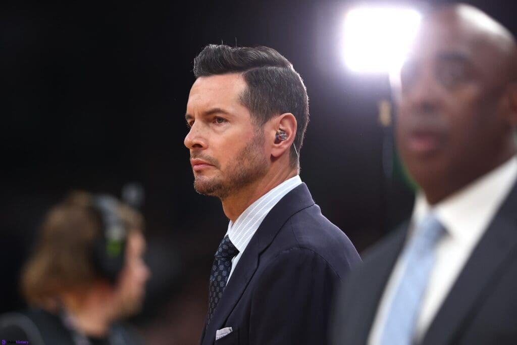 JJ Redick will reportedly interview for Lakers head coaching job this weekend