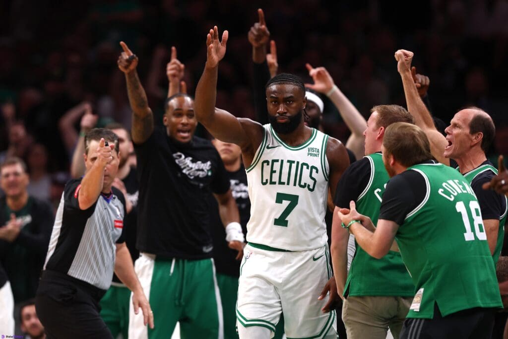 NBA playoffs: Jaylen Brown's clutch 3 stuns Indiana as Celtics rip Game...