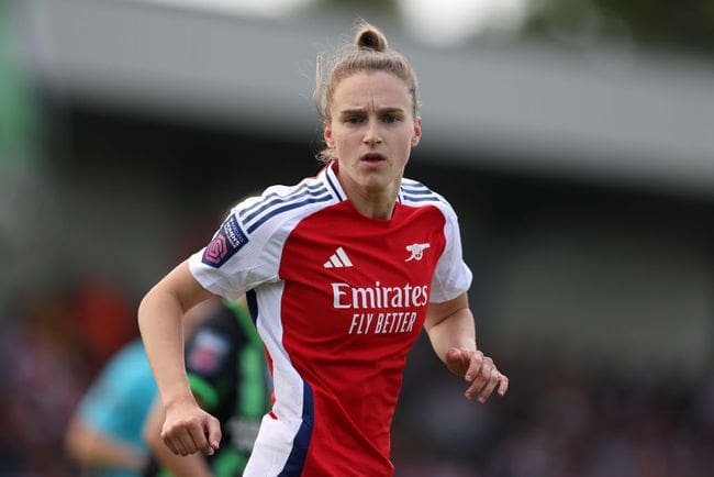 Manchester City Vivianne Miedema of Arsenal in action during the Barclays Women´s Super League match between Arsenal FC and Brighton & Hove Albion at Meadow Park on May 18, 2024 in Borehamwood, England. (Photo by Richard Heathcote/Getty Images)