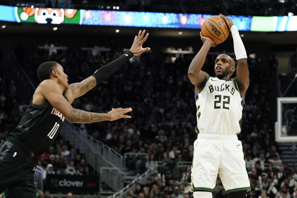 Money forward Khris Middleton underwent two knee surgeries, may be ready for 2024-25 time: Report