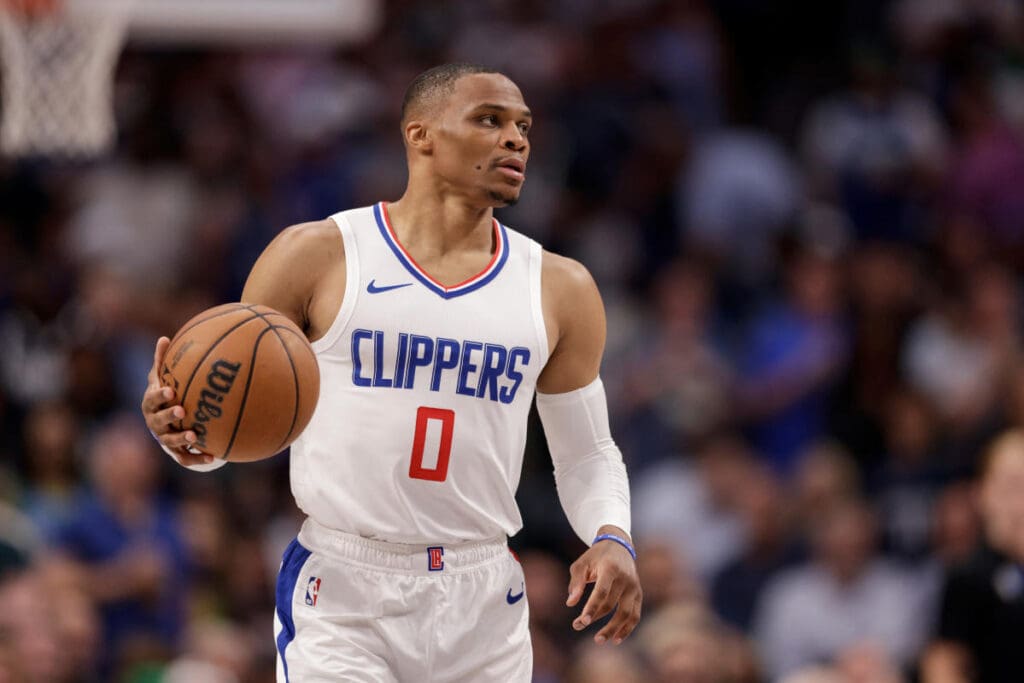 Clipper buying Russell Westbrook to Music for Kris Dunn, setting up buyback...