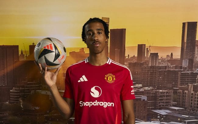 Manchester United signing, Leny Yoro from Liverpool