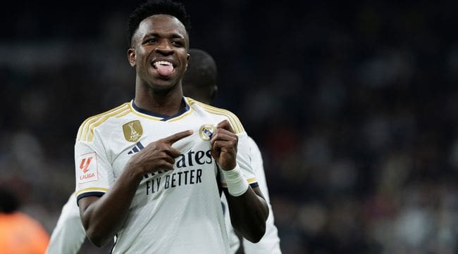 MADRID, SPAIN - 2023/11/11: Vinicius Junior of Real Madrid celebrates a goal during the La Liga 2023/24 match between Real Madrid and Valencia at Santiago Bernabeu Stadium. Final score; Real Madrid 5:1 Valencia. (Photo by Guillermo Martínez/SOPA Images/LightRocket via Getty Images)