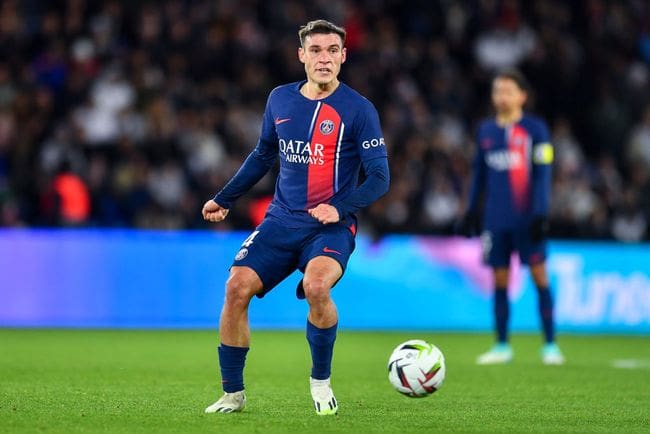 Manuel Ugarte of PSG Manchester United target passes the ball during the Ligue 1 Uber Eats match between Paris Saint-Germain and Montpellier HSC at Parc des Princes on November 03, 2023 in Paris, France.