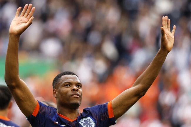 Denzel Dumfries in action for the Netherlands during Euro 2024