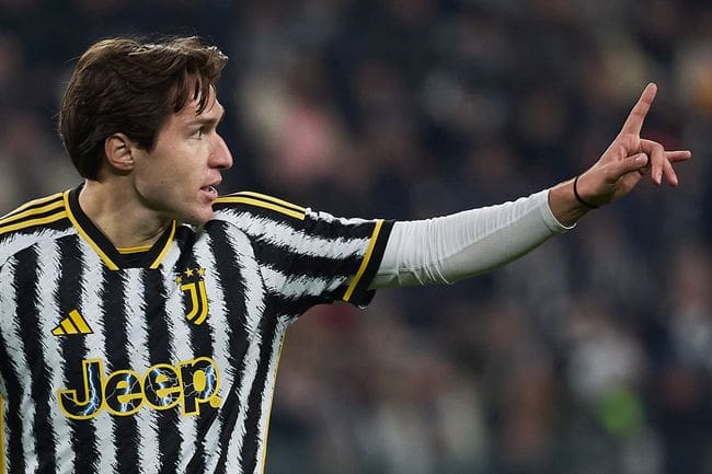 Federico Chiesa in action for Juventus in December 2023 Arsenal target