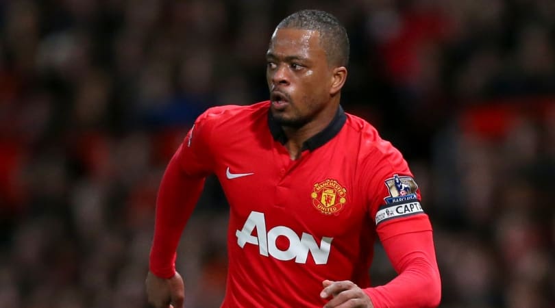 Patrice Evra makes an outrageous claim about document signings, claiming that Manchester United signed Paul Pogba because they wanted to humiliate Alex Ferguson. The team was delighted because they were selling shirts, which was more profitable than anything else on the pitch.