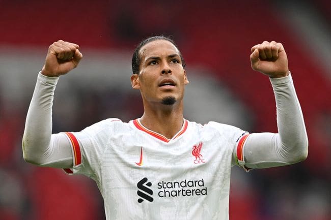 Liverpool squad for 2024/25 MANCHESTER, ENGLAND - SEPTEMBER 01: Virgil van Dijk of Liverpool celebrates following the team's victory in the Premier League match between Manchester United FC and Liverpool FC at Old Trafford on September 01, 2024 in Manchester, England. (Photo by Michael Regan/Getty Images)