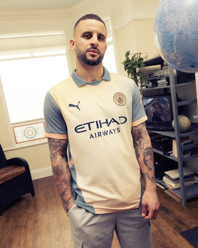 Manchester City Oasis kit