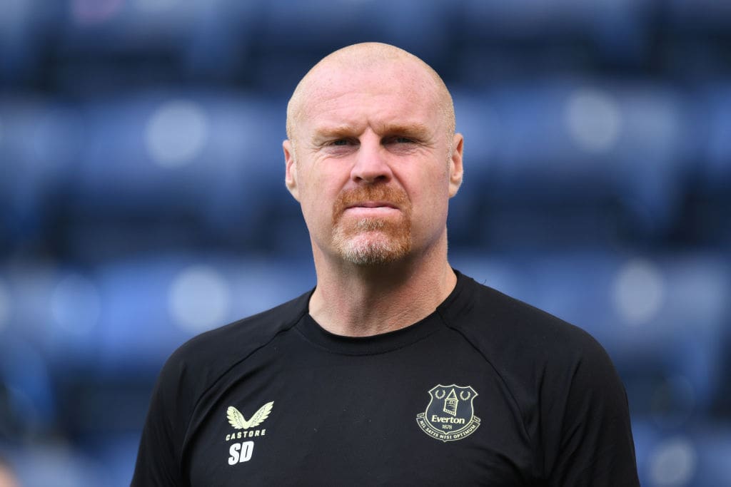 Everton manager Sean Dyche facing pouch, with previous Chelsea employer eyed up:...