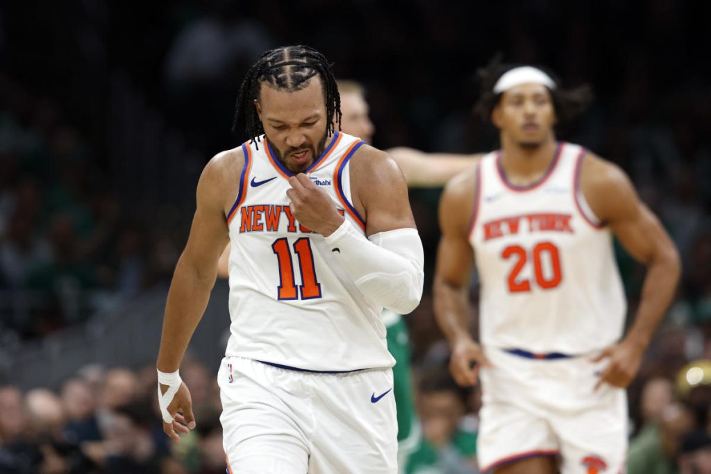 NBA way-too-early takeaways from opening games, including a concerning start for Knicks