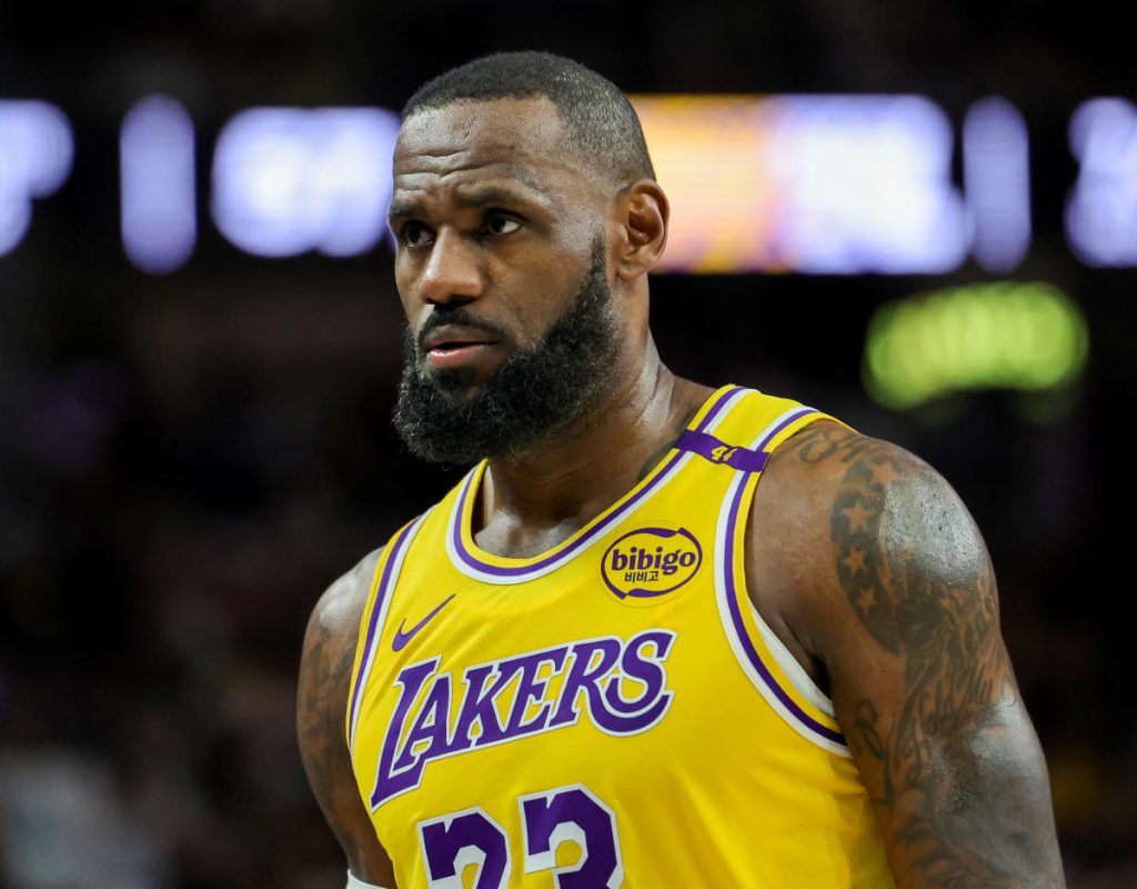 Kamala Harris is supported by LeBron James for president by a movie...