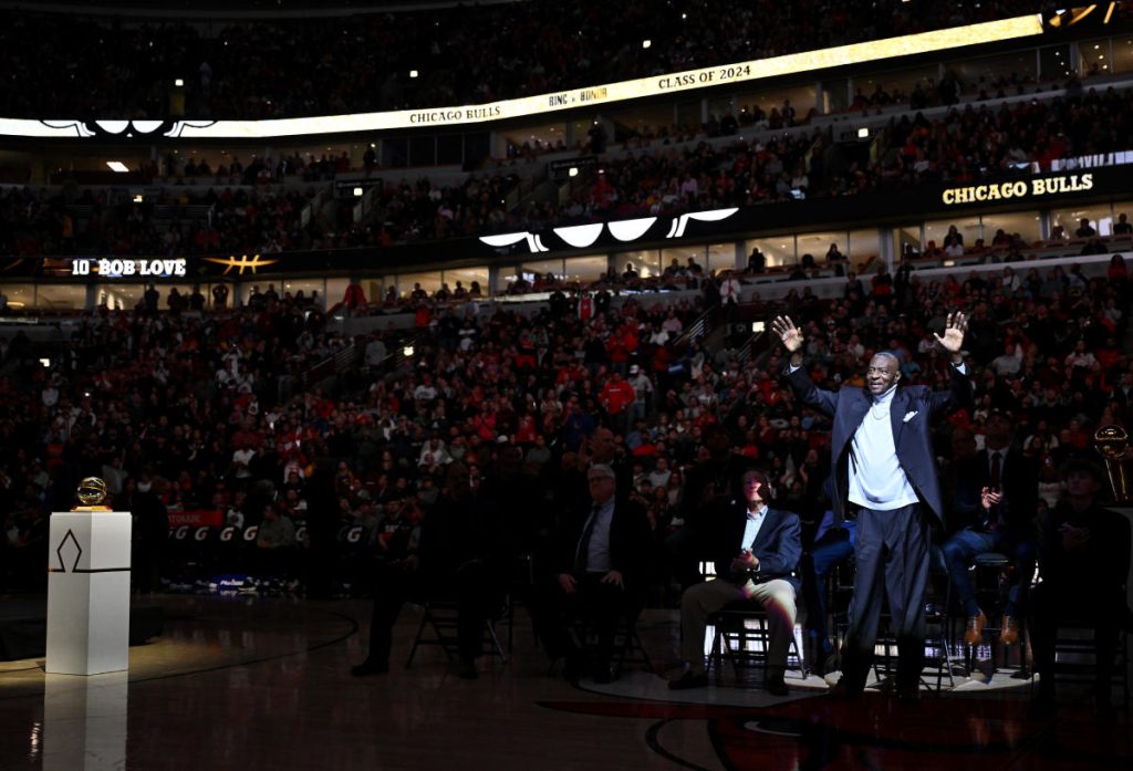 Bob Love, a long-time Bulls sun, passed away at the age of...