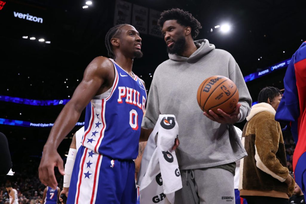 During a team meeting, 76ers watch Tyrese Maxey officially called out Joel...