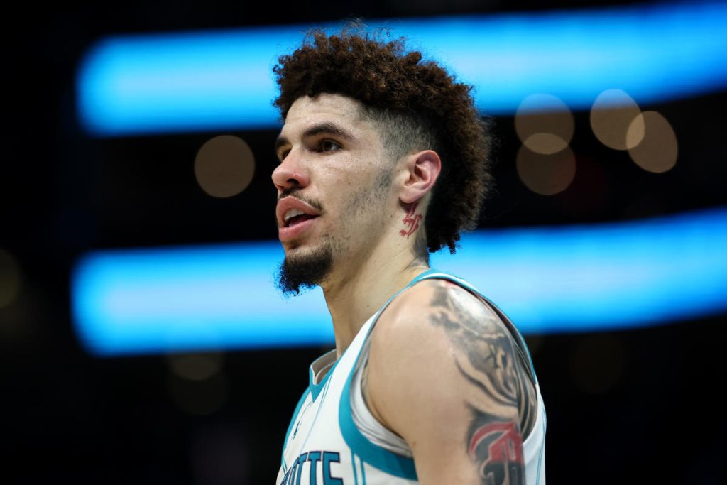 Hornets' LaMelo Ball, NBA's 2nd-leading scorer, out at least 2 weeks with...